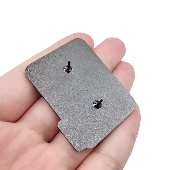 SOLD Cute Pokemon Pikachu Claw Machine Enamel Pin - Picture 3 of 3